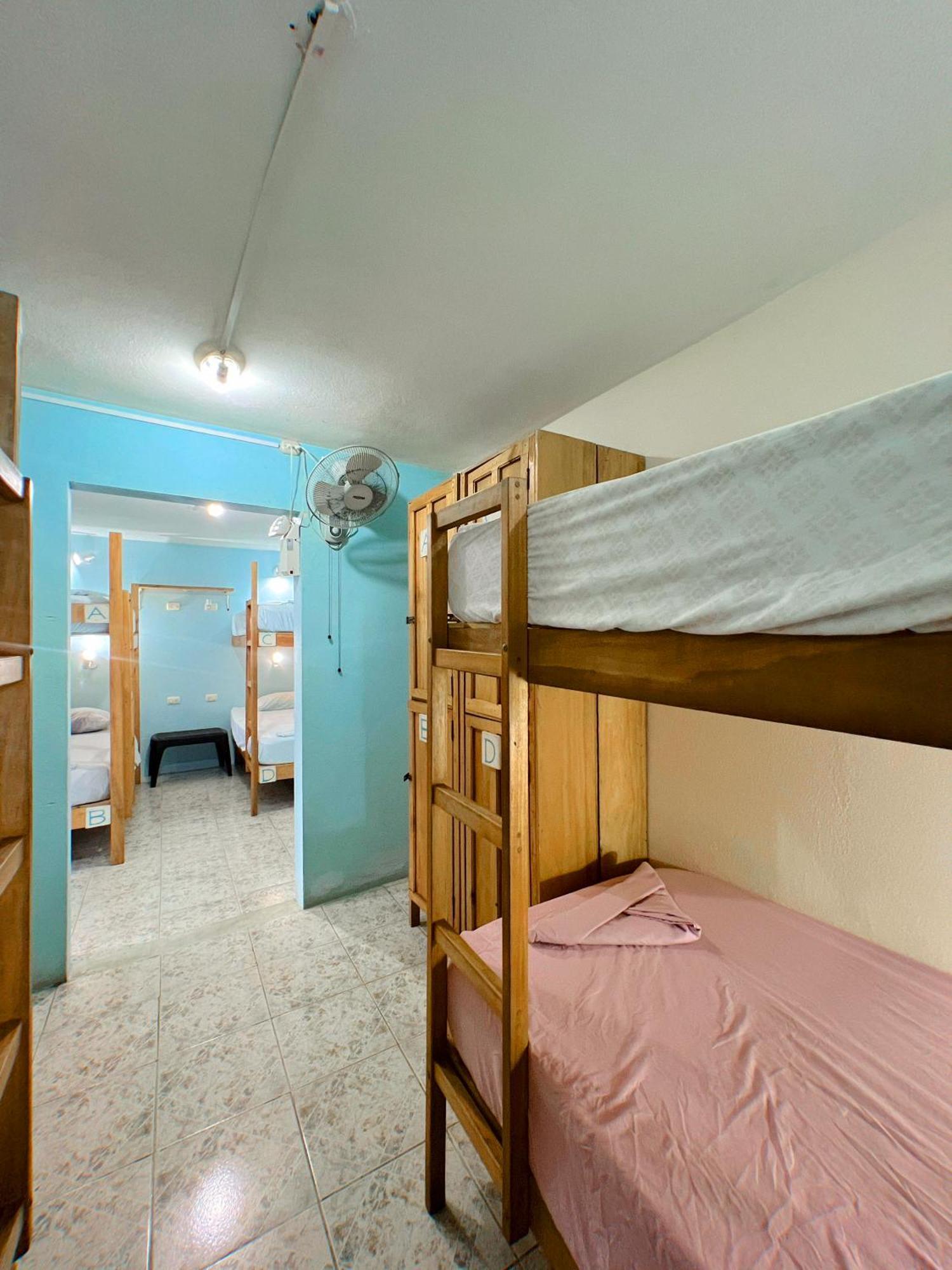 Hostel Sámara מראה חיצוני תמונה
